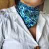 foulard bleu