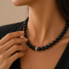 Collier de perles noires GABRIANA